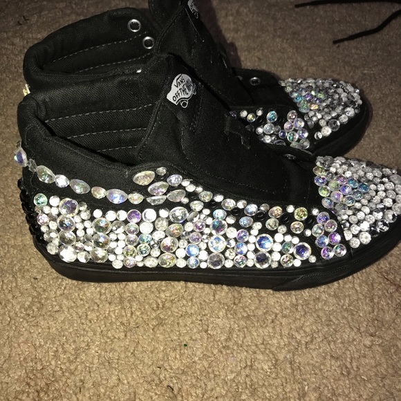 vans - Picture 3 of 6